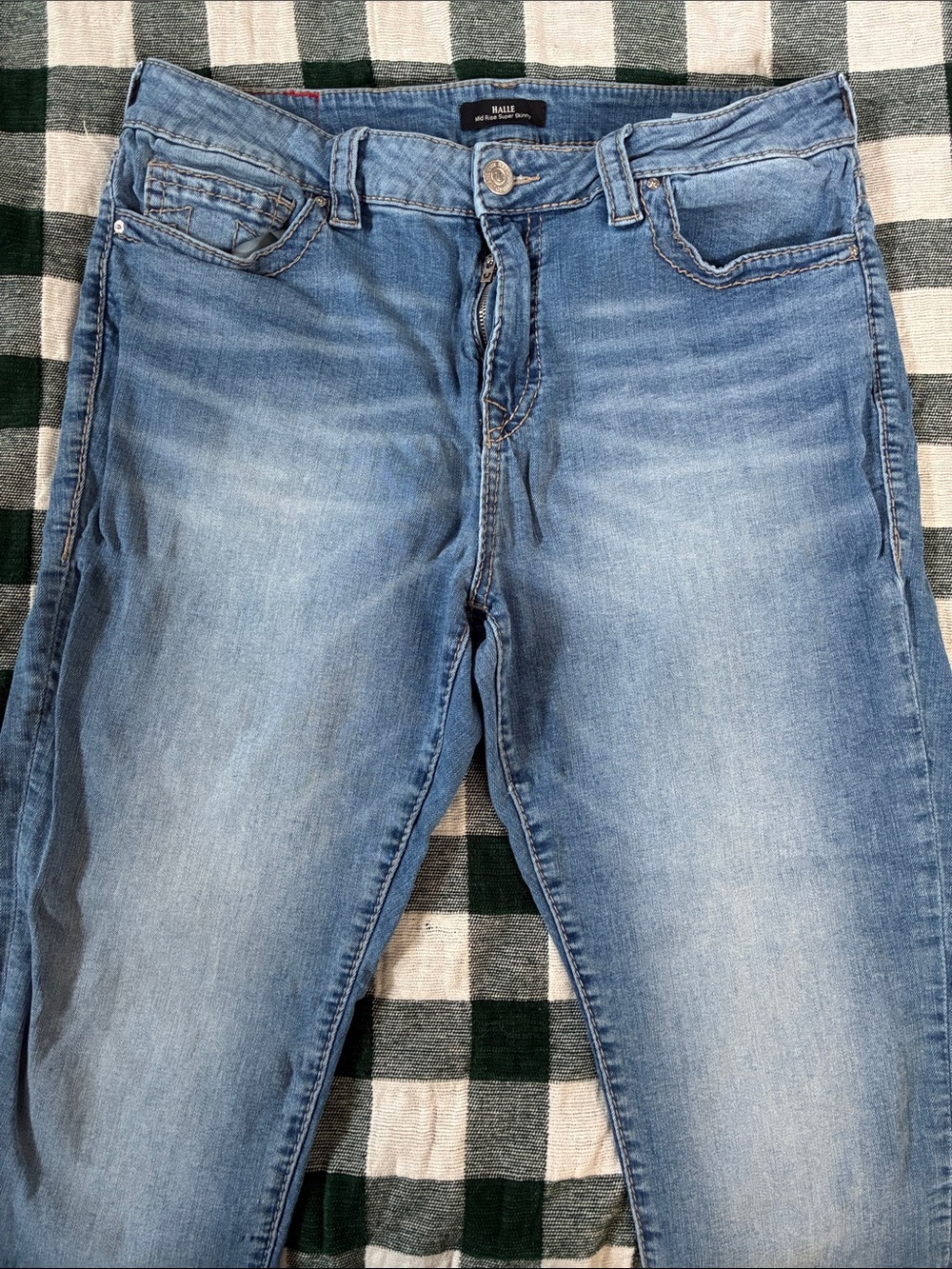 True Religion Women’s Light Wash Slim Straight Jeans